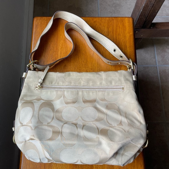 Gold Coach Purse 👜 (‘08-‘12) - Picture 2 of 10